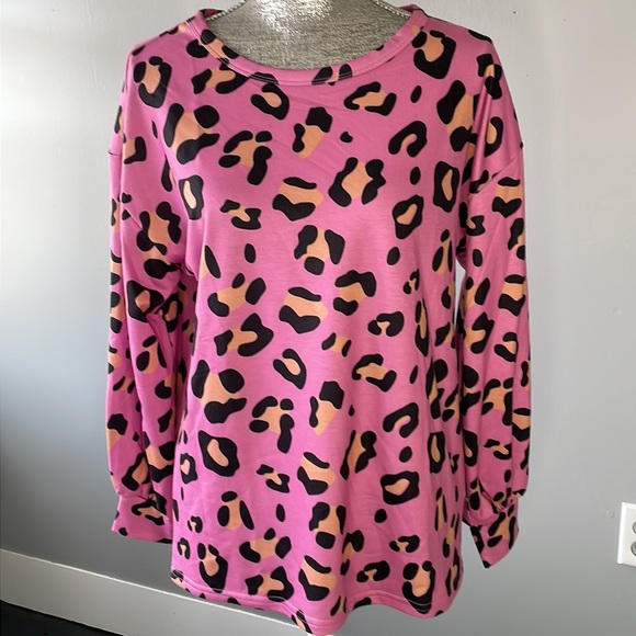 Animal print long sleeve top - Picture 3 of 6